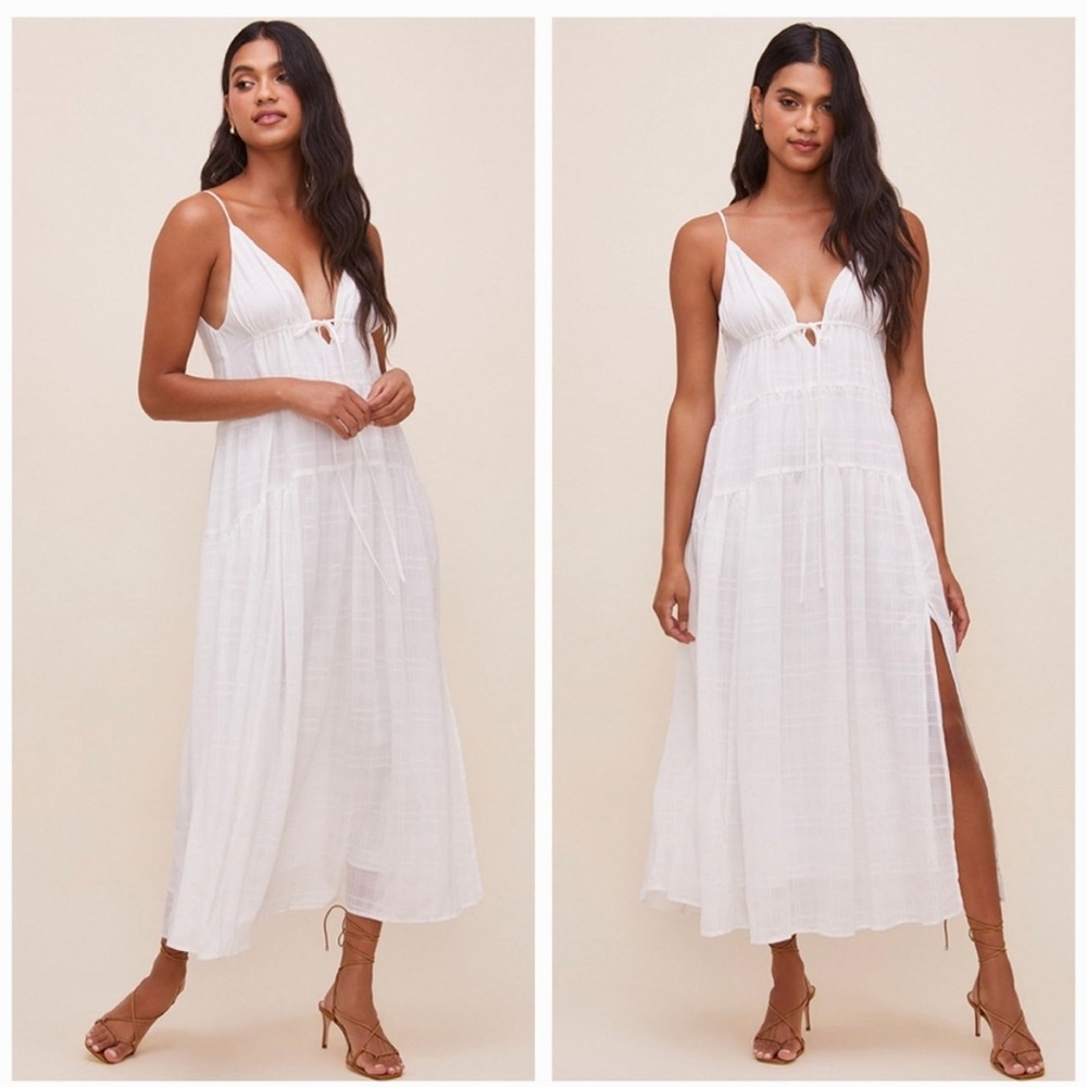 🆕Revolve | Astr the Label Lizbeth Tiered White Maxi Dress size medium